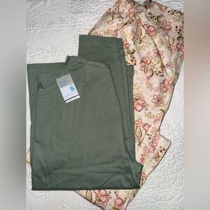 Primark Green and Floral Pajama Set
